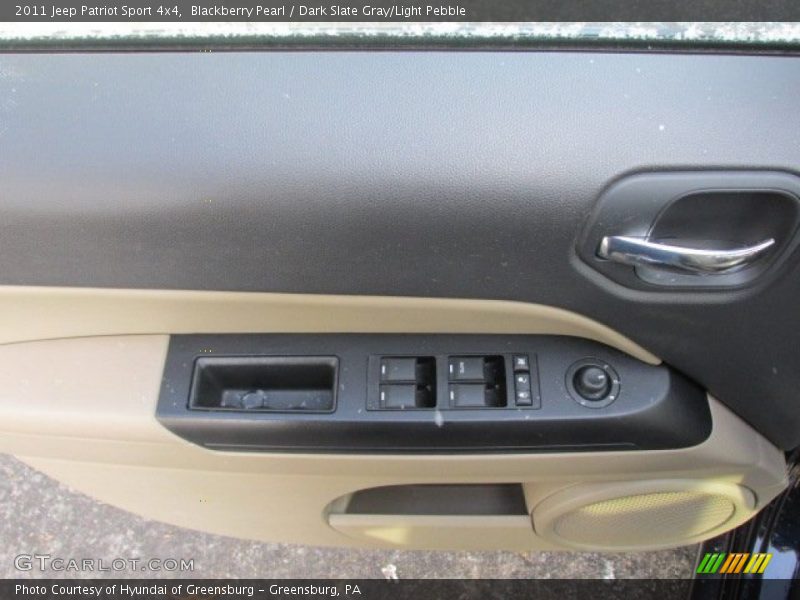 Blackberry Pearl / Dark Slate Gray/Light Pebble 2011 Jeep Patriot Sport 4x4