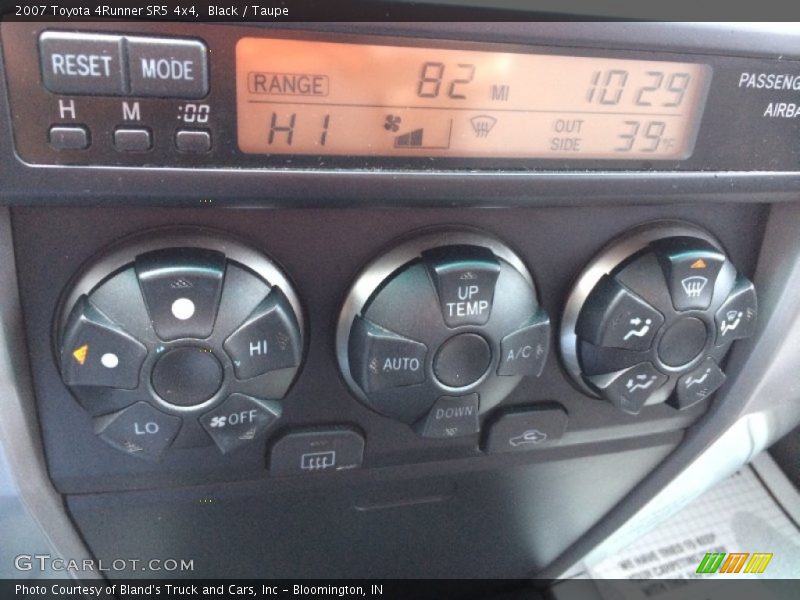 Black / Taupe 2007 Toyota 4Runner SR5 4x4
