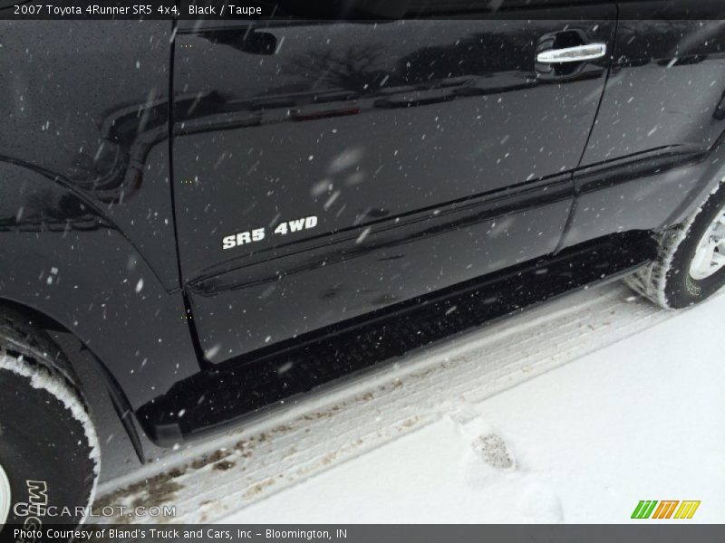 Black / Taupe 2007 Toyota 4Runner SR5 4x4