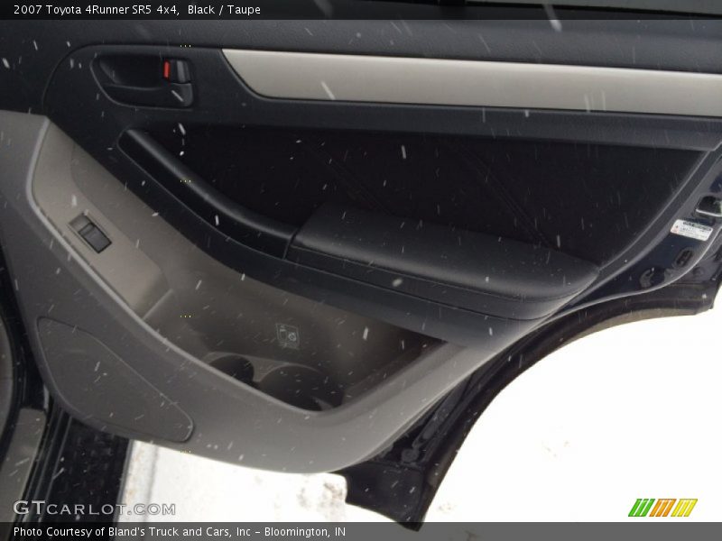 Black / Taupe 2007 Toyota 4Runner SR5 4x4