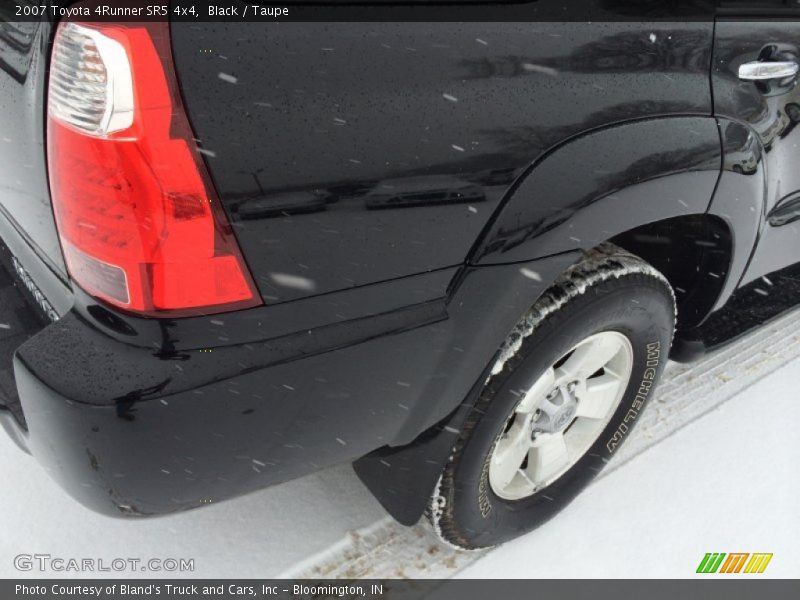 Black / Taupe 2007 Toyota 4Runner SR5 4x4