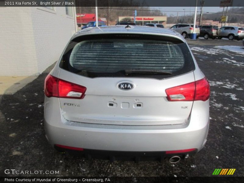 Bright Silver / Black 2011 Kia Forte SX
