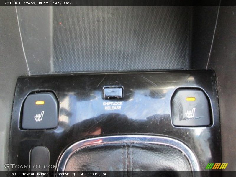 Bright Silver / Black 2011 Kia Forte SX