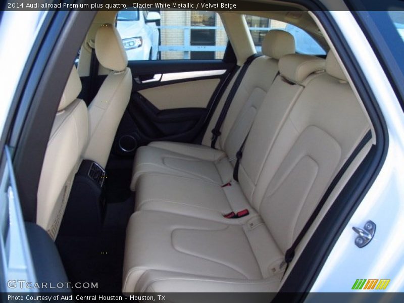 Rear Seat of 2014 allroad Premium plus quattro