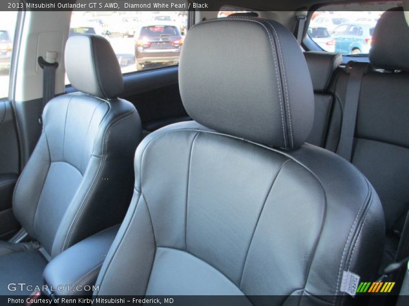 Diamond White Pearl / Black 2013 Mitsubishi Outlander GT S AWD