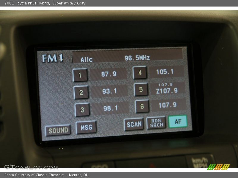 Super White / Gray 2001 Toyota Prius Hybrid