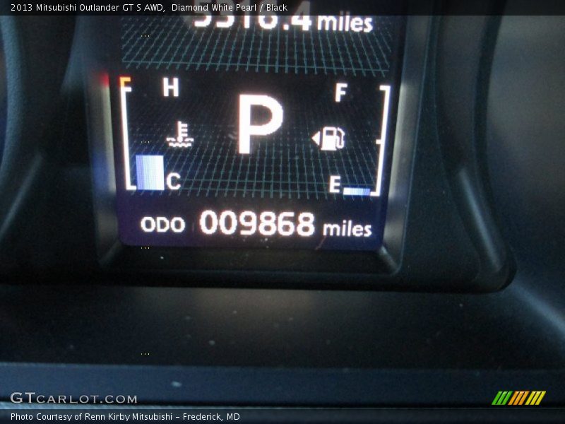 Diamond White Pearl / Black 2013 Mitsubishi Outlander GT S AWD