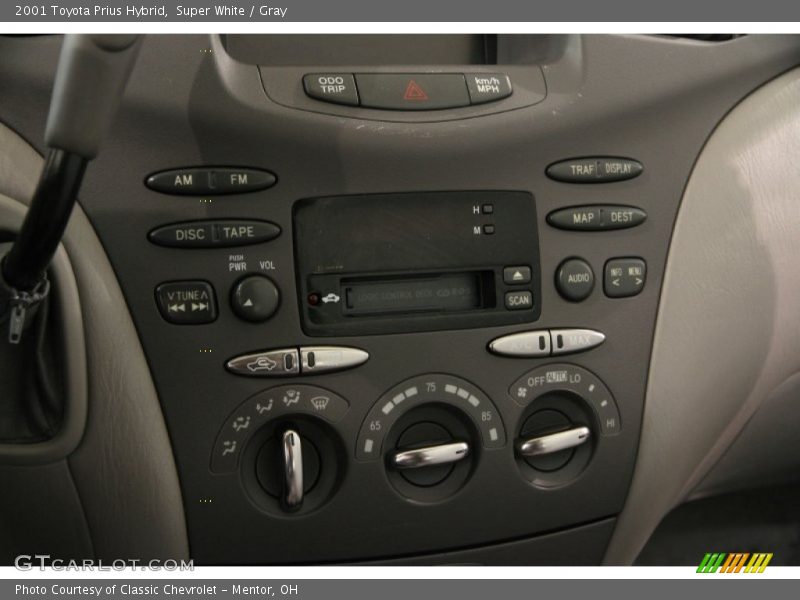 Super White / Gray 2001 Toyota Prius Hybrid