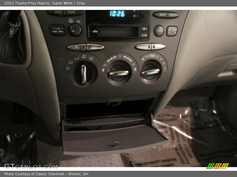 Super White / Gray 2001 Toyota Prius Hybrid