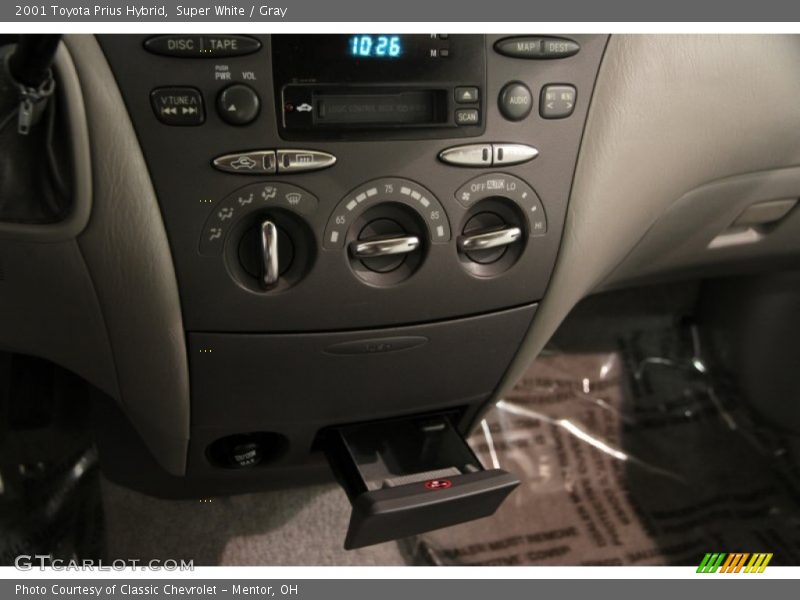 Super White / Gray 2001 Toyota Prius Hybrid