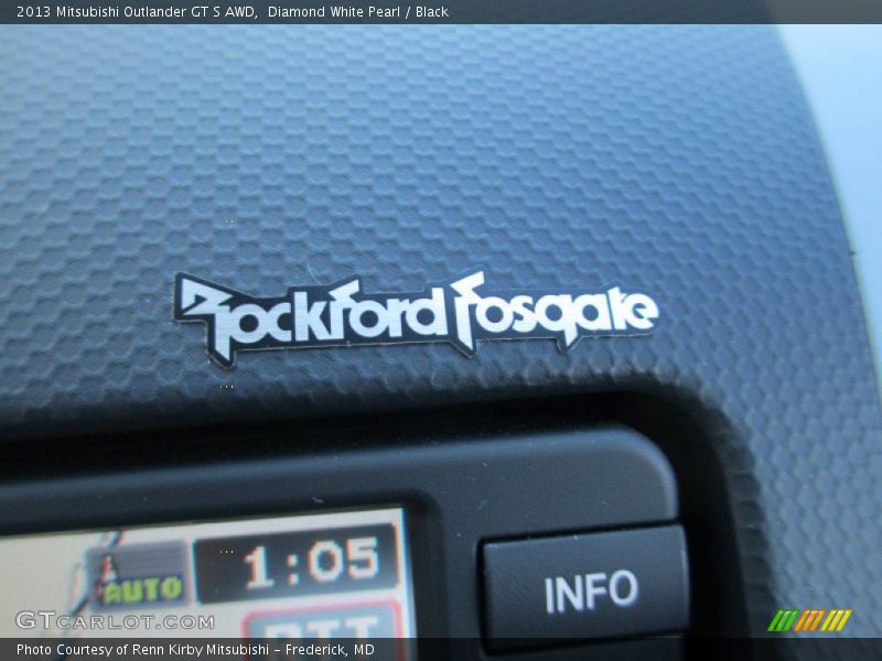 Diamond White Pearl / Black 2013 Mitsubishi Outlander GT S AWD