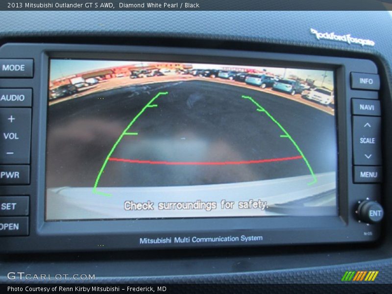 Diamond White Pearl / Black 2013 Mitsubishi Outlander GT S AWD