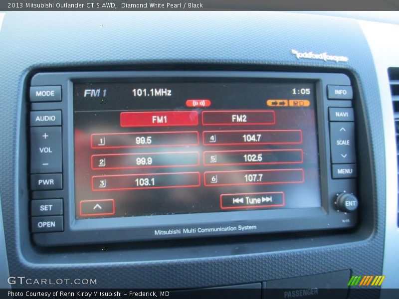 Diamond White Pearl / Black 2013 Mitsubishi Outlander GT S AWD