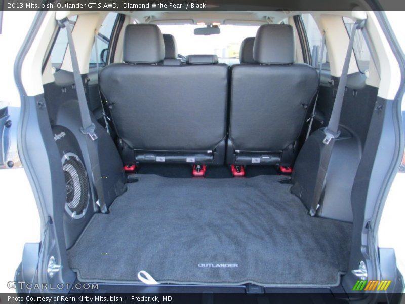 Diamond White Pearl / Black 2013 Mitsubishi Outlander GT S AWD