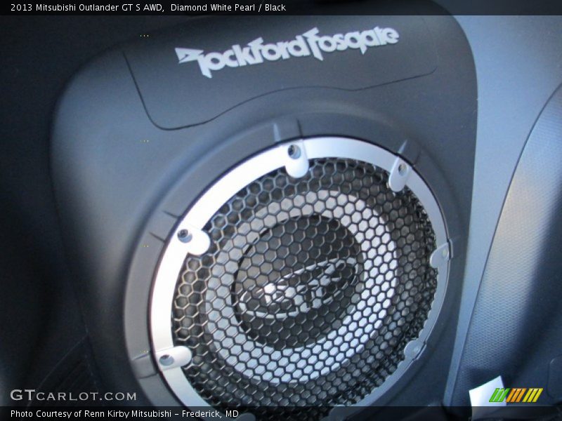 Diamond White Pearl / Black 2013 Mitsubishi Outlander GT S AWD