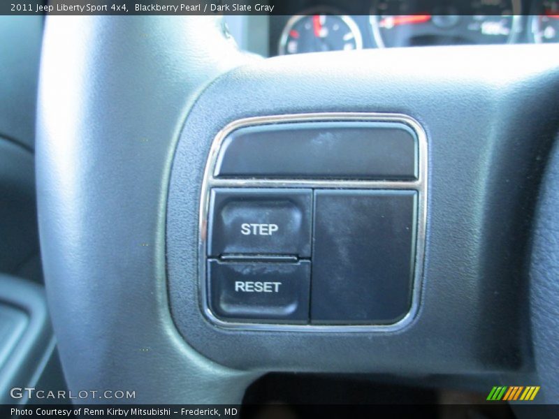 Blackberry Pearl / Dark Slate Gray 2011 Jeep Liberty Sport 4x4