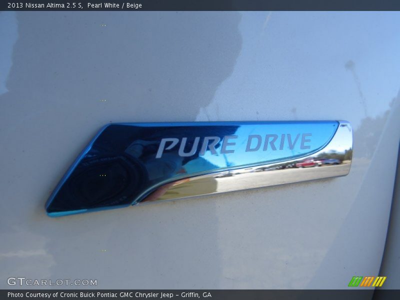 Pearl White / Beige 2013 Nissan Altima 2.5 S