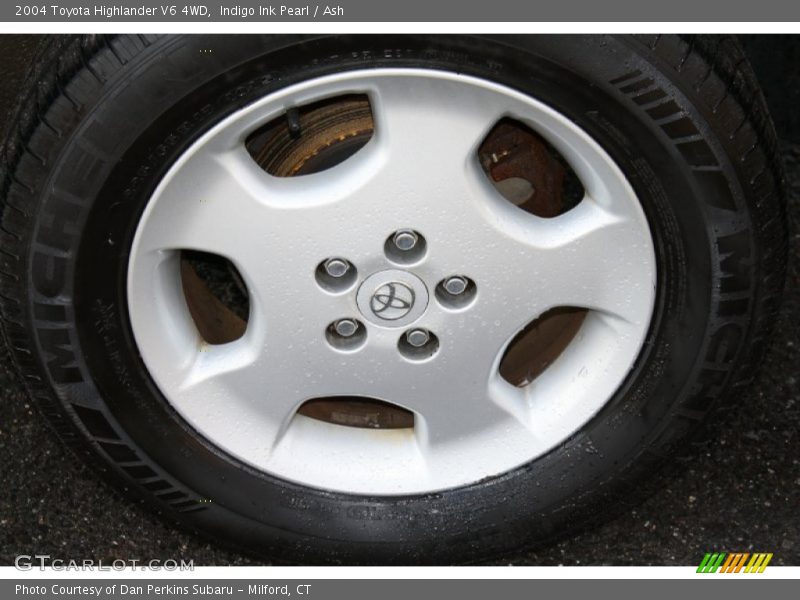 Indigo Ink Pearl / Ash 2004 Toyota Highlander V6 4WD