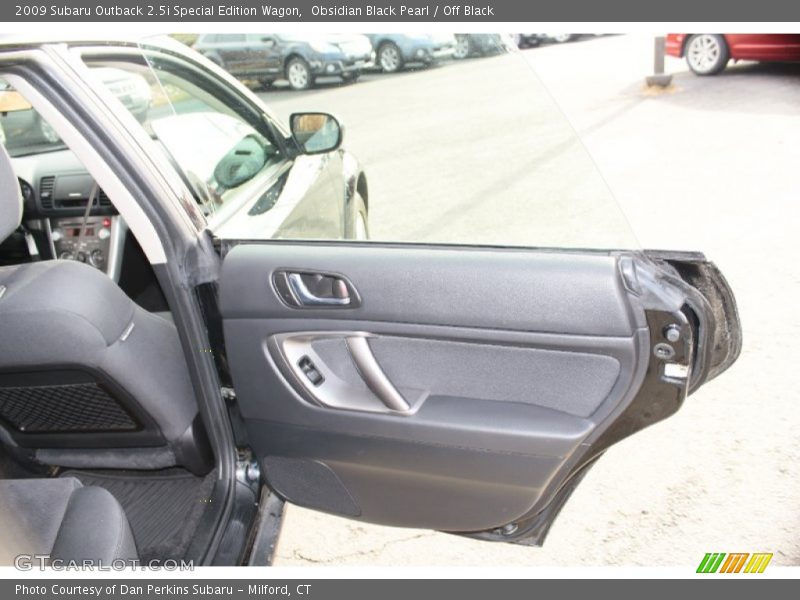 Obsidian Black Pearl / Off Black 2009 Subaru Outback 2.5i Special Edition Wagon