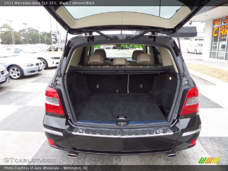 Black / Almond/Black 2011 Mercedes-Benz GLK 350
