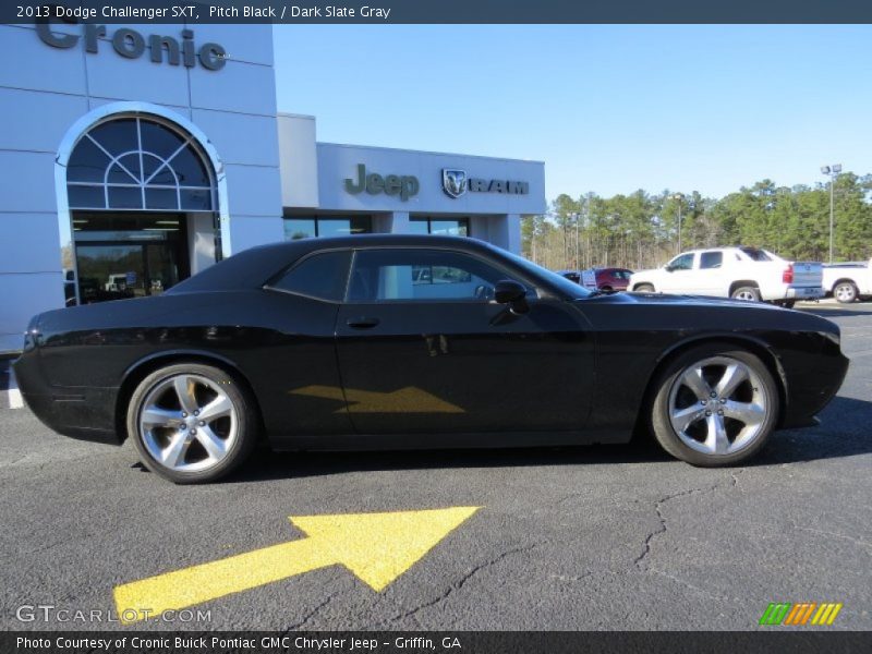 Pitch Black / Dark Slate Gray 2013 Dodge Challenger SXT