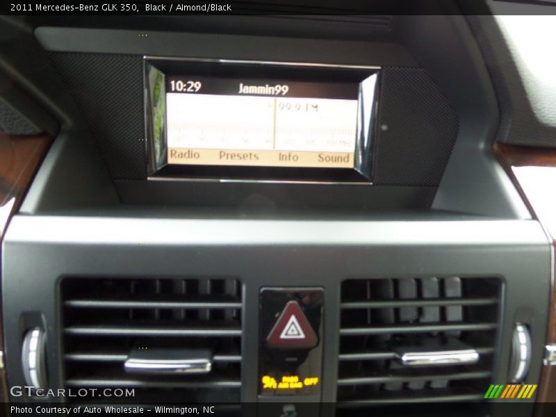 Black / Almond/Black 2011 Mercedes-Benz GLK 350