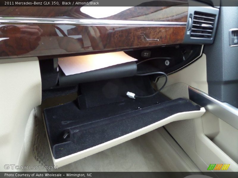 Black / Almond/Black 2011 Mercedes-Benz GLK 350