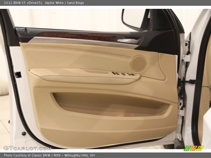 Alpine White / Sand Beige 2012 BMW X5 xDrive35i