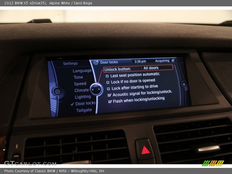 Alpine White / Sand Beige 2012 BMW X5 xDrive35i