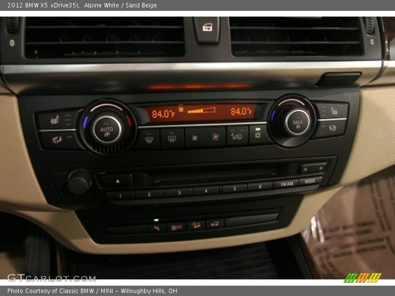 Alpine White / Sand Beige 2012 BMW X5 xDrive35i