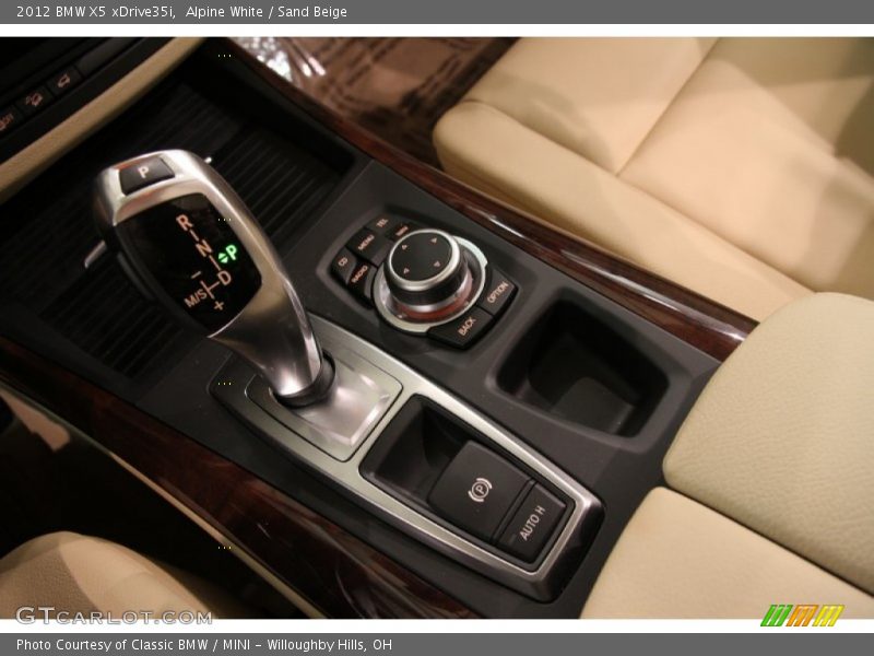 Alpine White / Sand Beige 2012 BMW X5 xDrive35i