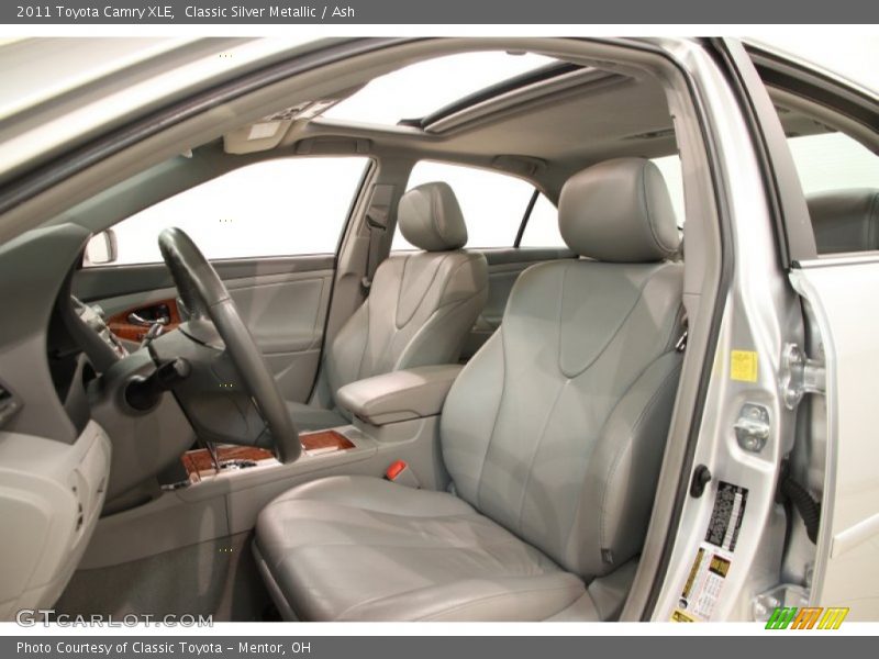 Classic Silver Metallic / Ash 2011 Toyota Camry XLE