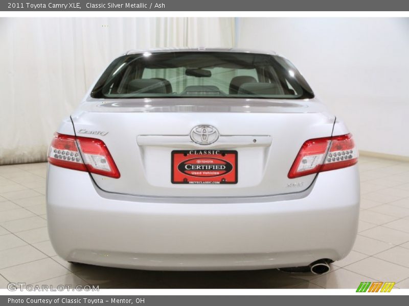Classic Silver Metallic / Ash 2011 Toyota Camry XLE