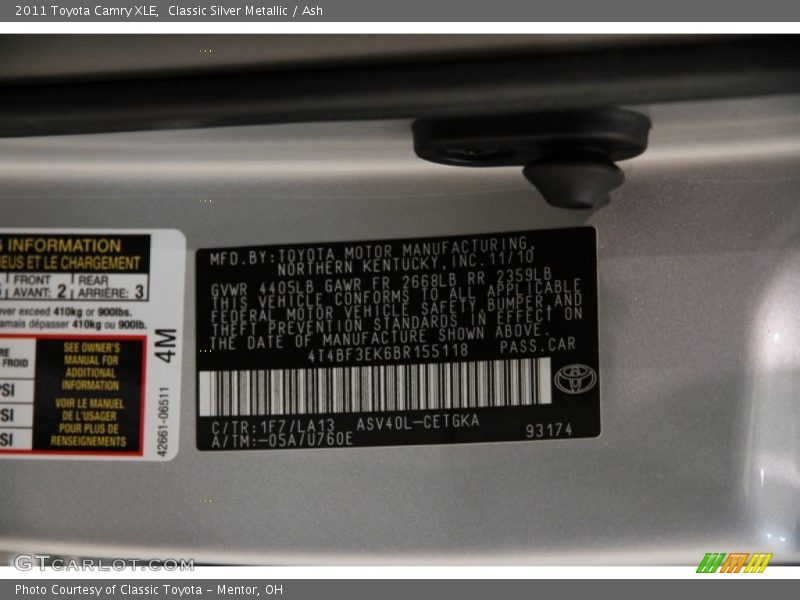 Classic Silver Metallic / Ash 2011 Toyota Camry XLE