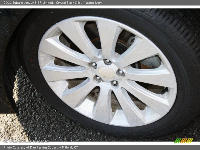 Crystal Black Silica / Warm Ivory 2011 Subaru Legacy 3.6R Limited