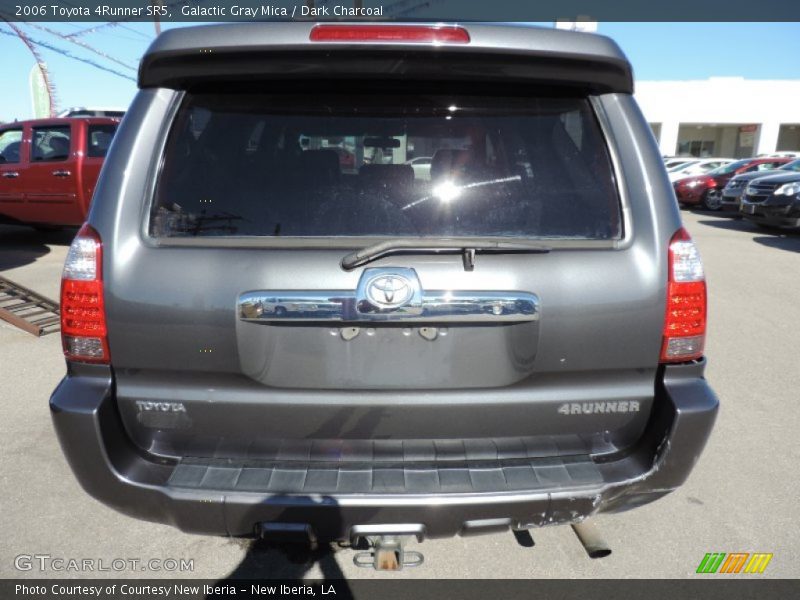 Galactic Gray Mica / Dark Charcoal 2006 Toyota 4Runner SR5