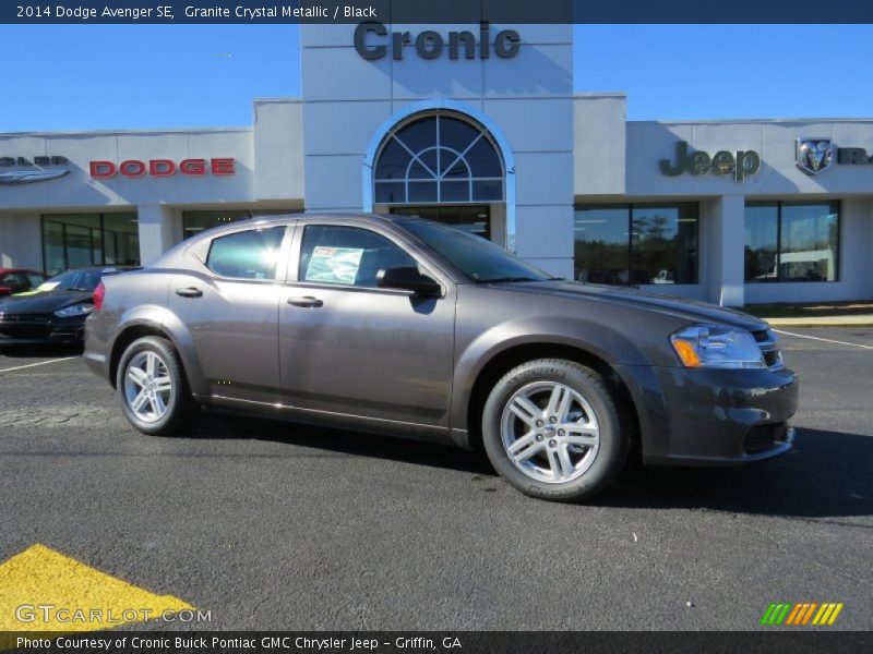 Granite Crystal Metallic / Black 2014 Dodge Avenger SE