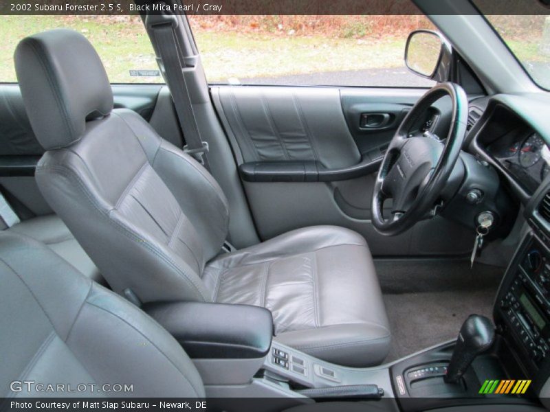 Front Seat of 2002 Forester 2.5 S