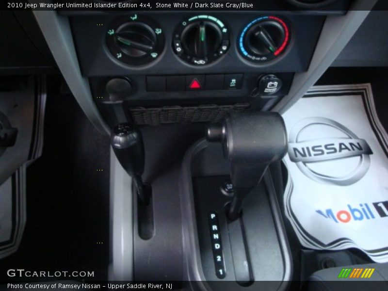 Stone White / Dark Slate Gray/Blue 2010 Jeep Wrangler Unlimited Islander Edition 4x4