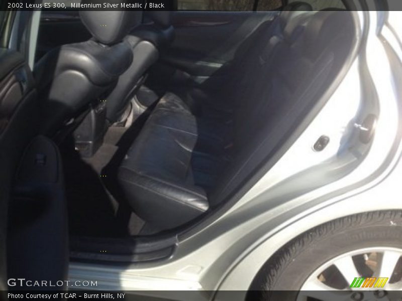 Millennium Silver Metallic / Black 2002 Lexus ES 300