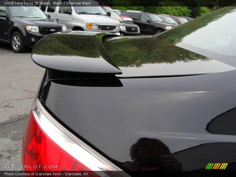 Black / Charcoal Black 2008 Ford Focus SE Sedan