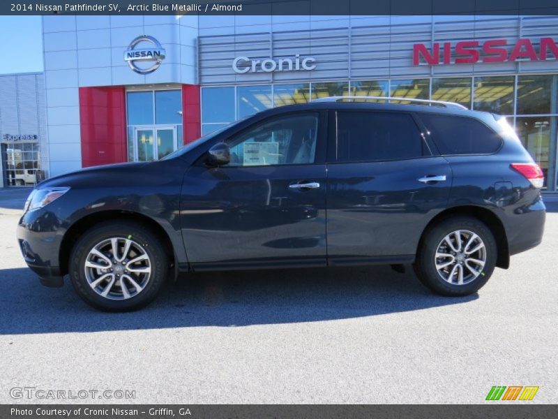 Arctic Blue Metallic / Almond 2014 Nissan Pathfinder SV