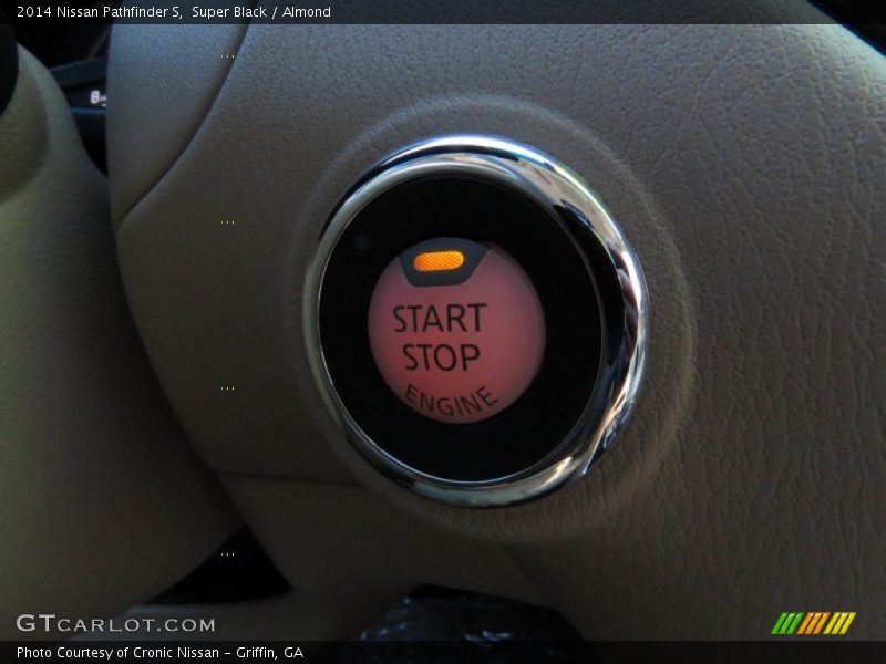 Super Black / Almond 2014 Nissan Pathfinder S