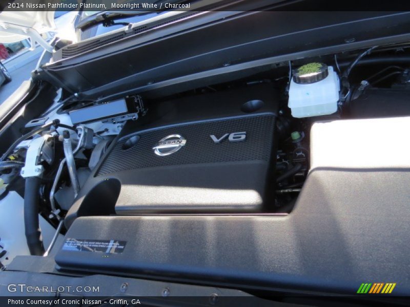 Moonlight White / Charcoal 2014 Nissan Pathfinder Platinum
