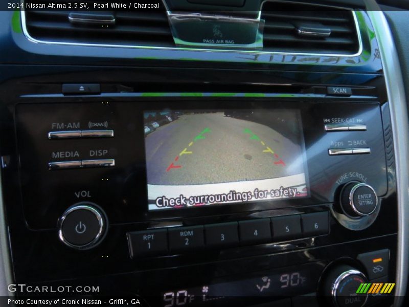 Pearl White / Charcoal 2014 Nissan Altima 2.5 SV