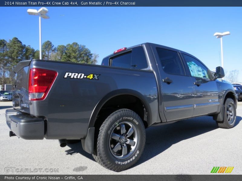  2014 Titan Pro-4X Crew Cab 4x4 Gun Metallic