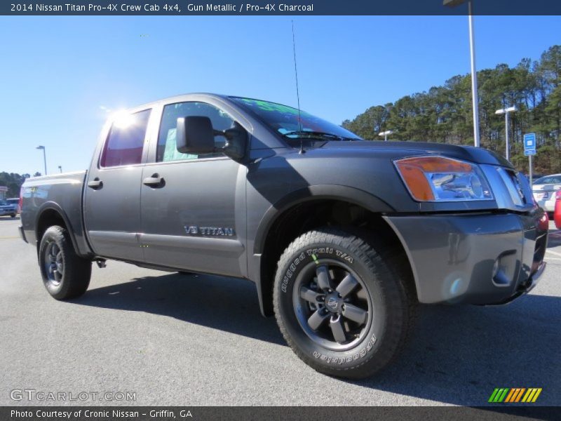 Gun Metallic / Pro-4X Charcoal 2014 Nissan Titan Pro-4X Crew Cab 4x4