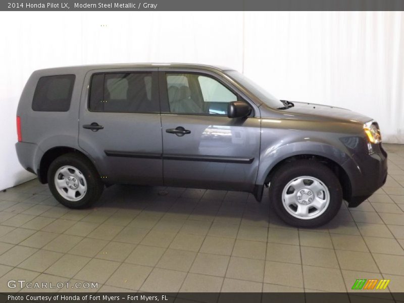 Modern Steel Metallic / Gray 2014 Honda Pilot LX