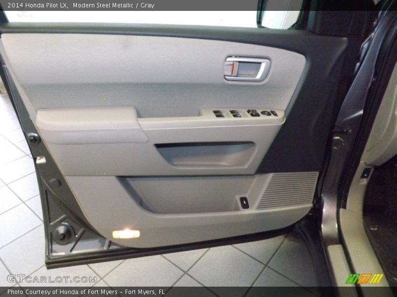 Modern Steel Metallic / Gray 2014 Honda Pilot LX