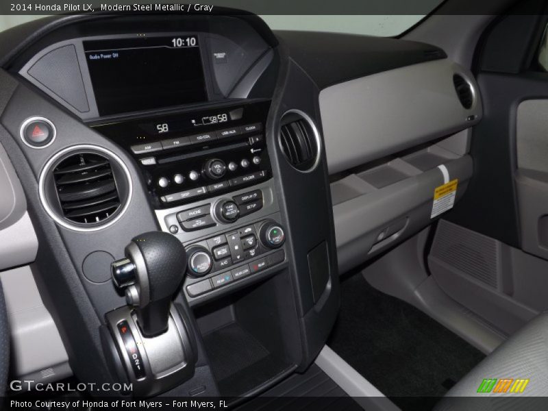Modern Steel Metallic / Gray 2014 Honda Pilot LX